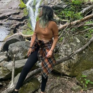 Meet your Posher, Leslie